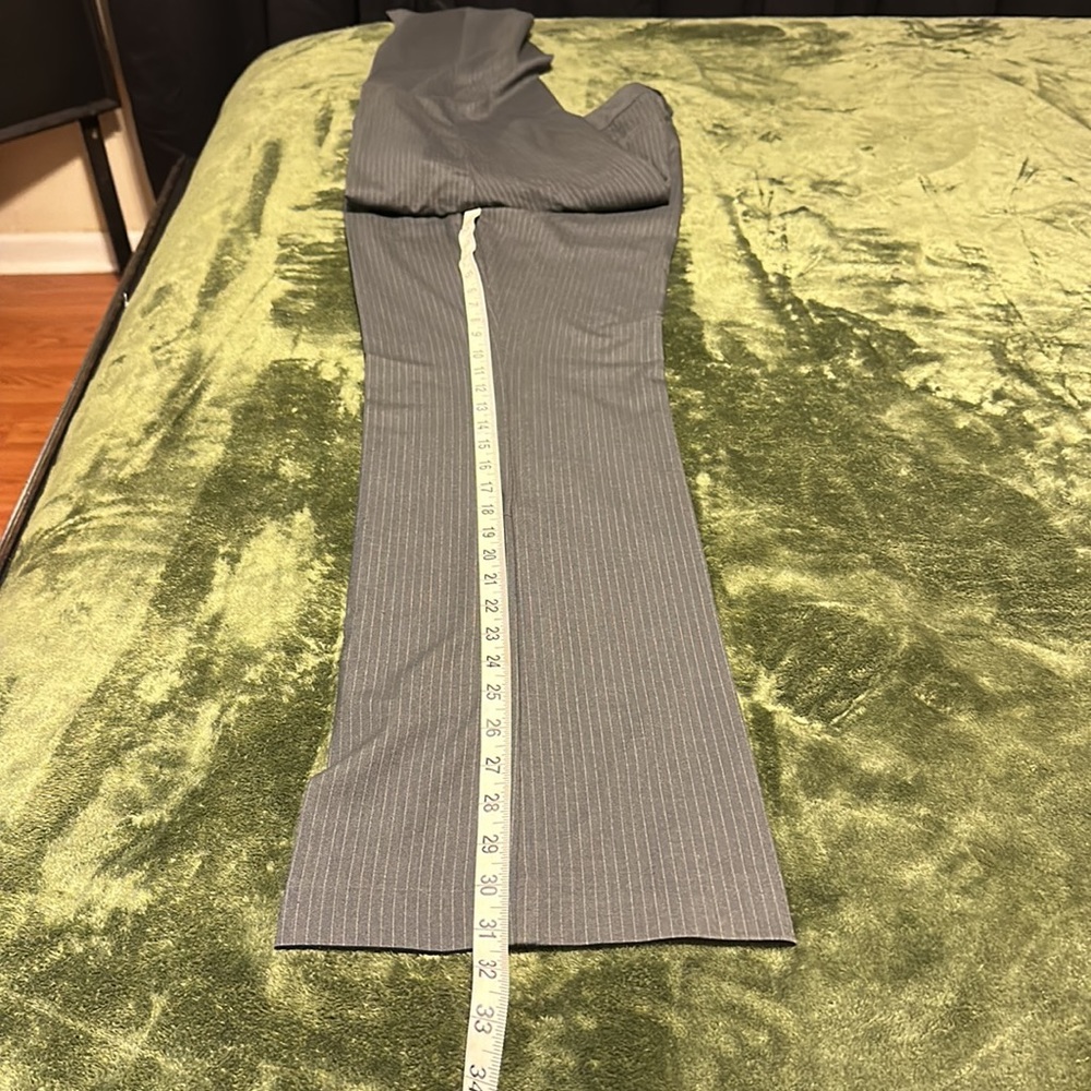 Suit - Picture 3 of 6